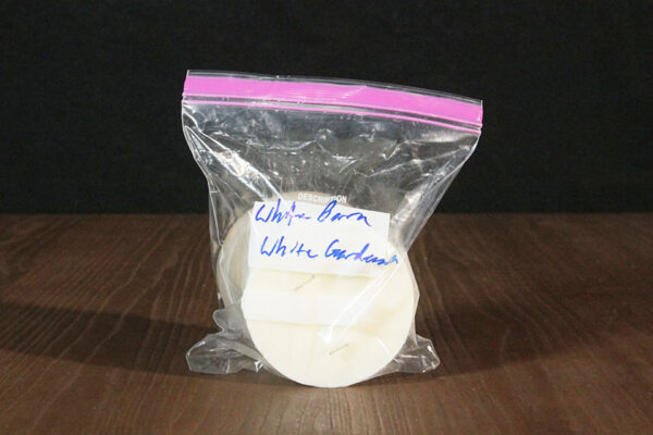14.5 oz White Gardenia
